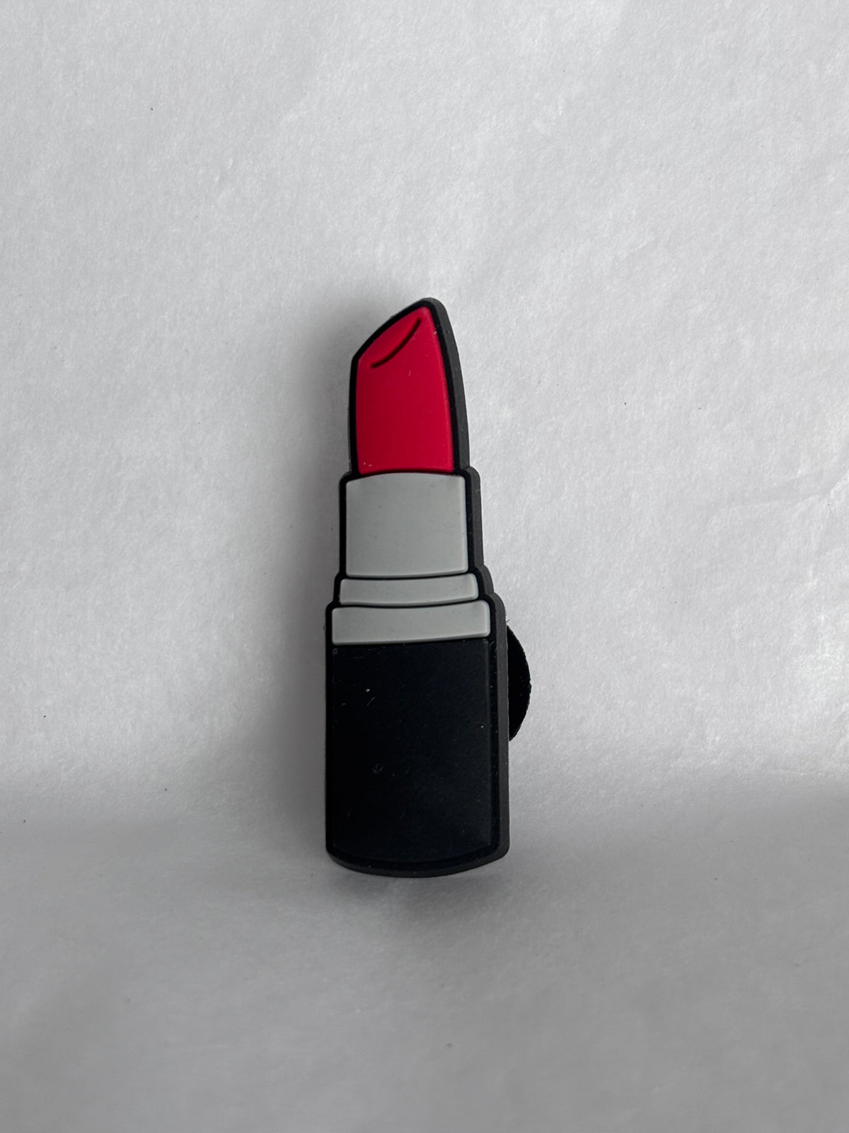 Red lipstick shoe charm